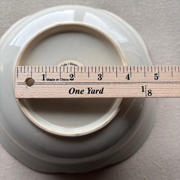 Beige Cream Stonewear Serving Bowl - Picture 7 of 8